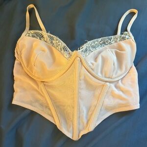 Princess Polly Light Pink Mesh, Wired, and Lacey Top. 
Size 2